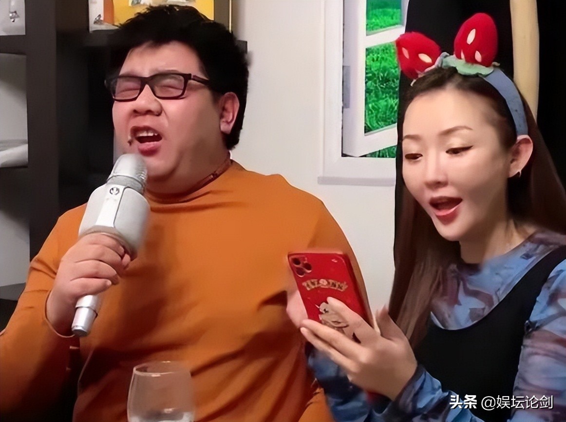 盲人歌手杨光成功转型：男人负责赚钱养家，女人负责貌美如花