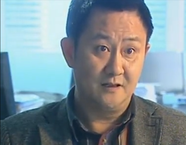 04年，成都男子携妻遭车祸致妻子2级伤残，6年向法院提出8次离婚