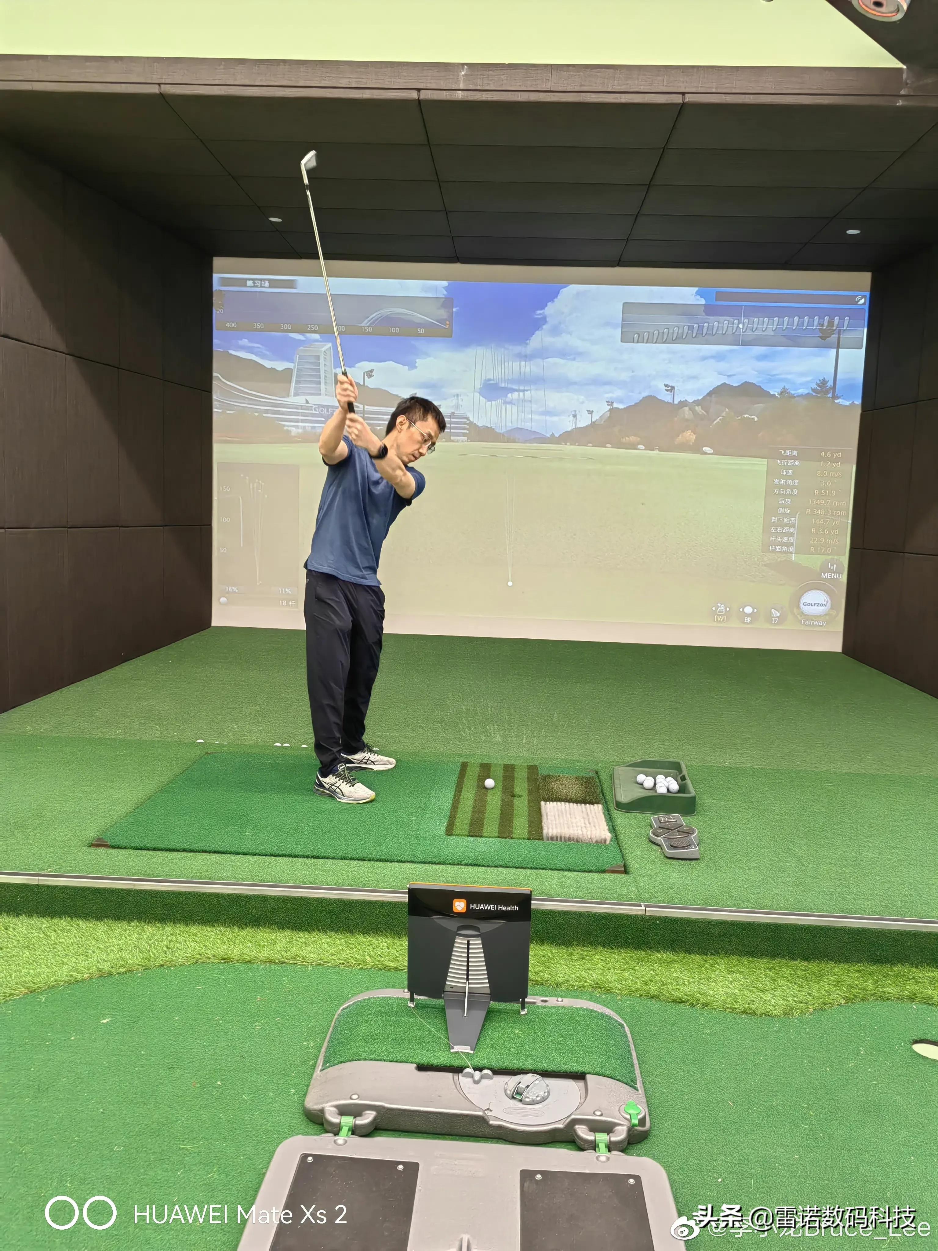 华为运动健康科学实验室曝光，华为手机产品线副总裁还在打羽毛球