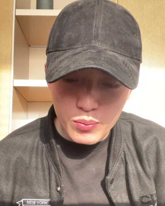 4月刚过4天，就有15个瓜，偷税漏税，被打掉牙齿，个个都是大瓜