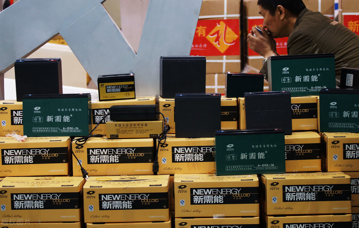 汽车电瓶几年换？5个信号告诉你该更换了