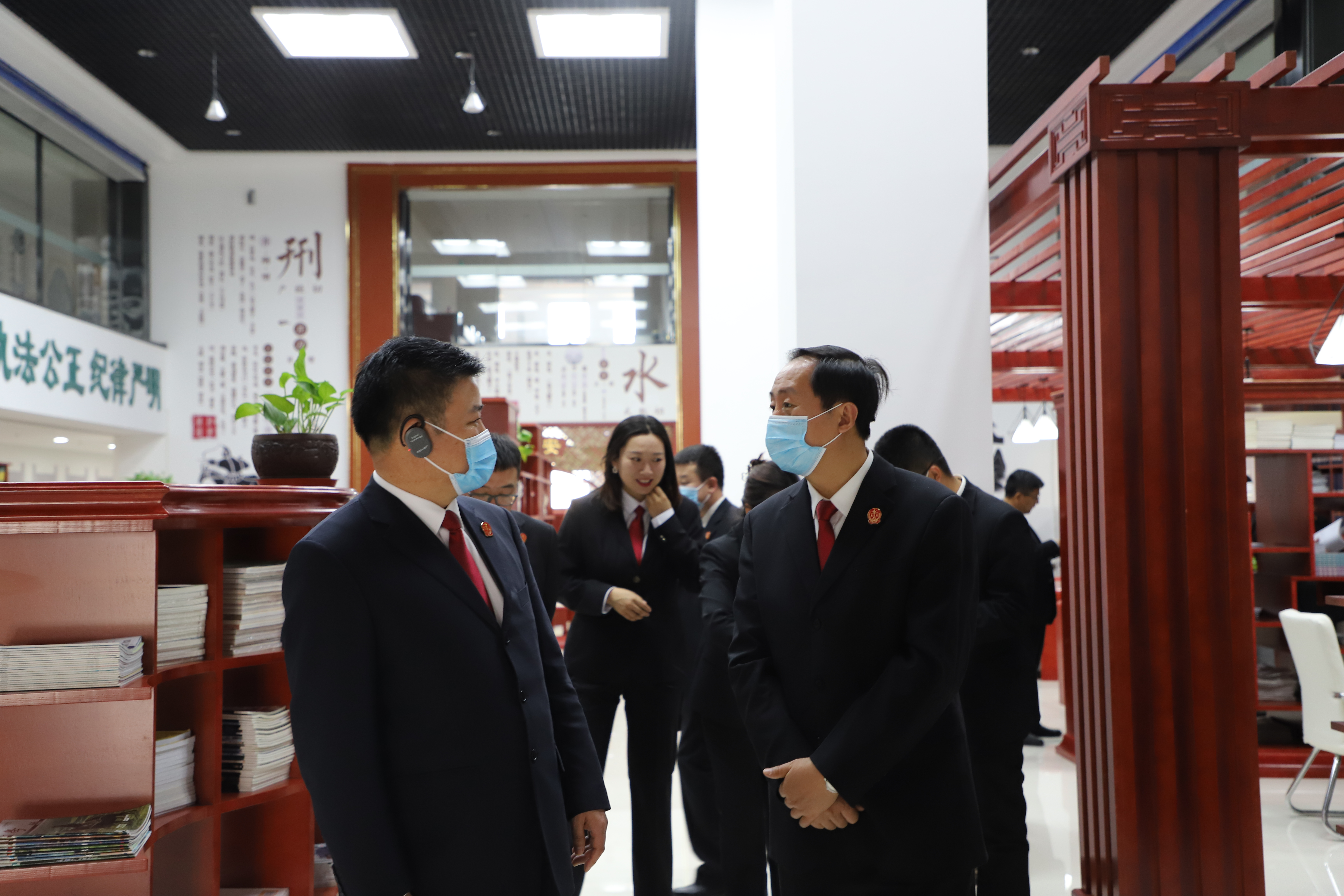 神木市法院赴伊金霍洛旗人民法院、东胜区人民法院考察学习
