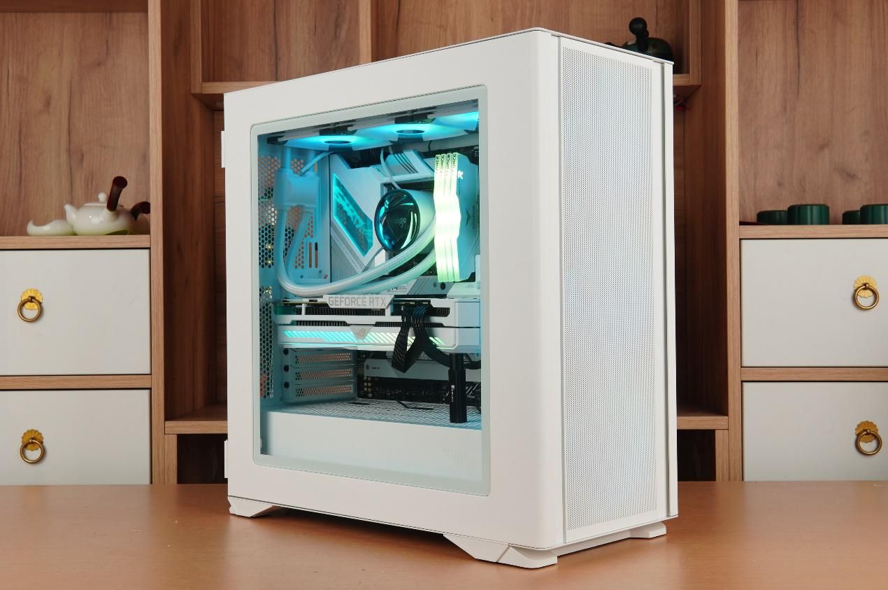 颜值绝对有保证，爱国者K200纯白主题装机配置推荐