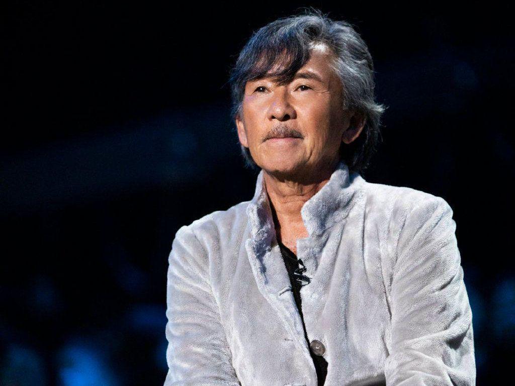 75岁林子祥的隔离餐火了，荤素搭配营养均衡，网友：难怪老当益壮