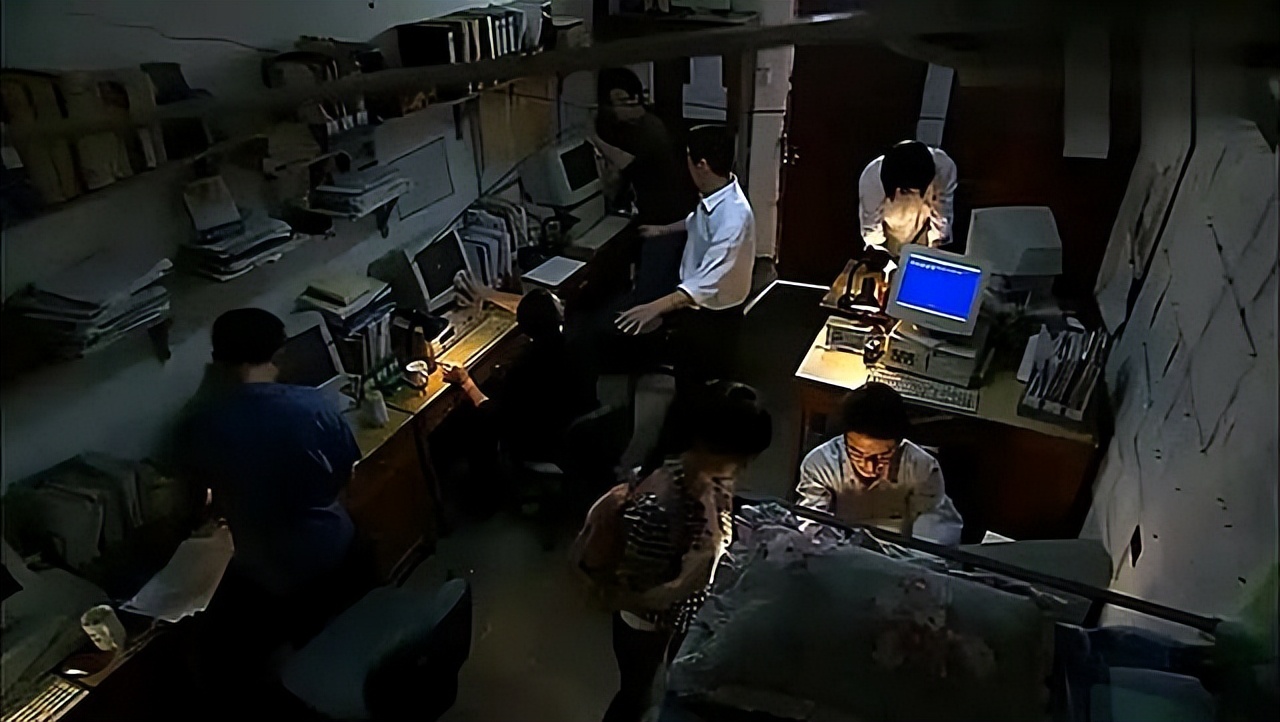 90年，江西高二女生帮助10岁陌生弟弟，27年后弟弟事业有成来报恩