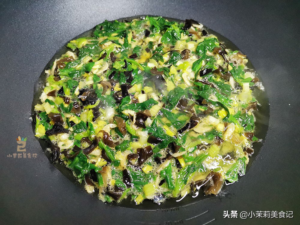 立夏后建議多吃“苦”，5菜1果換著做，開胃清心除煩，熱天不疰夏