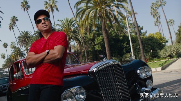 女孩花10000美元学瑜伽，却被叫去按摩陪睡，印度大师荒唐事被扒