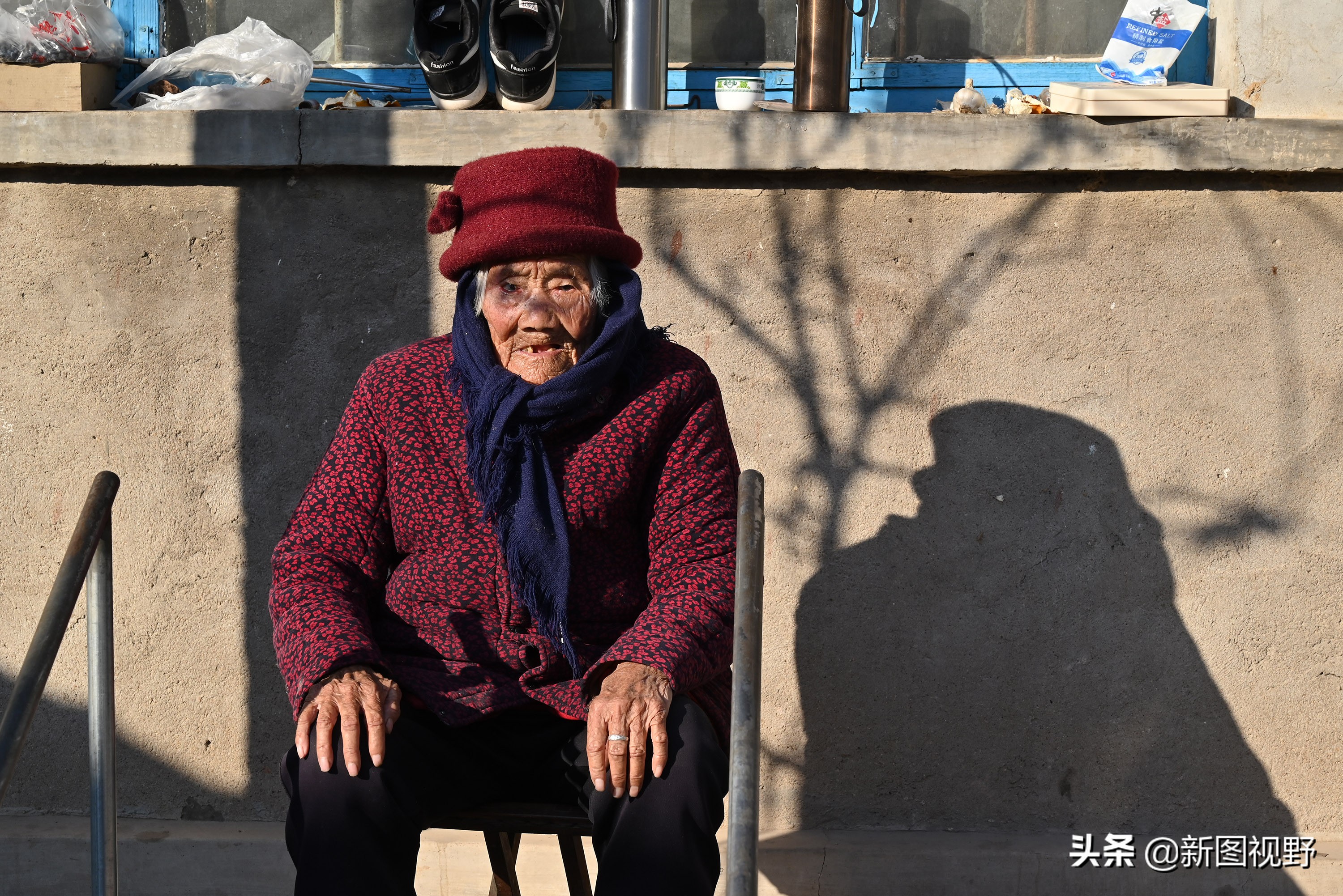 104岁长寿老人，吃饭就1个咸菜，几十年不换花样，看她喜欢吃啥