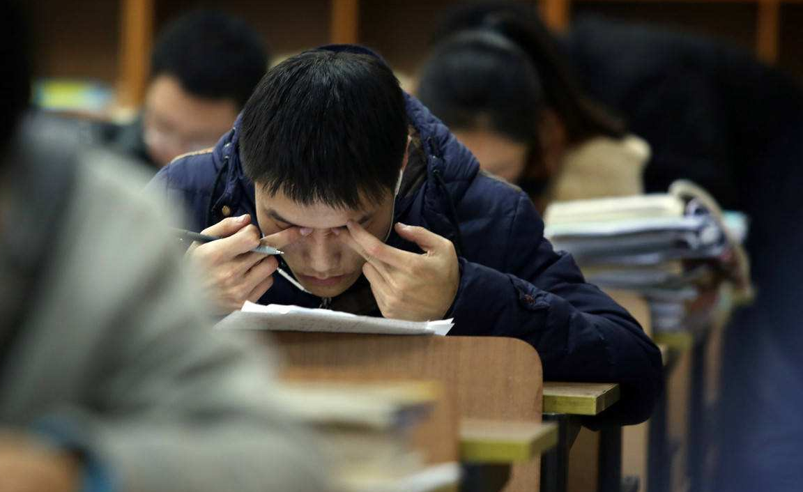 考研4大“卷王”专业，400分大神扎堆站，高分调剂也很难有机会