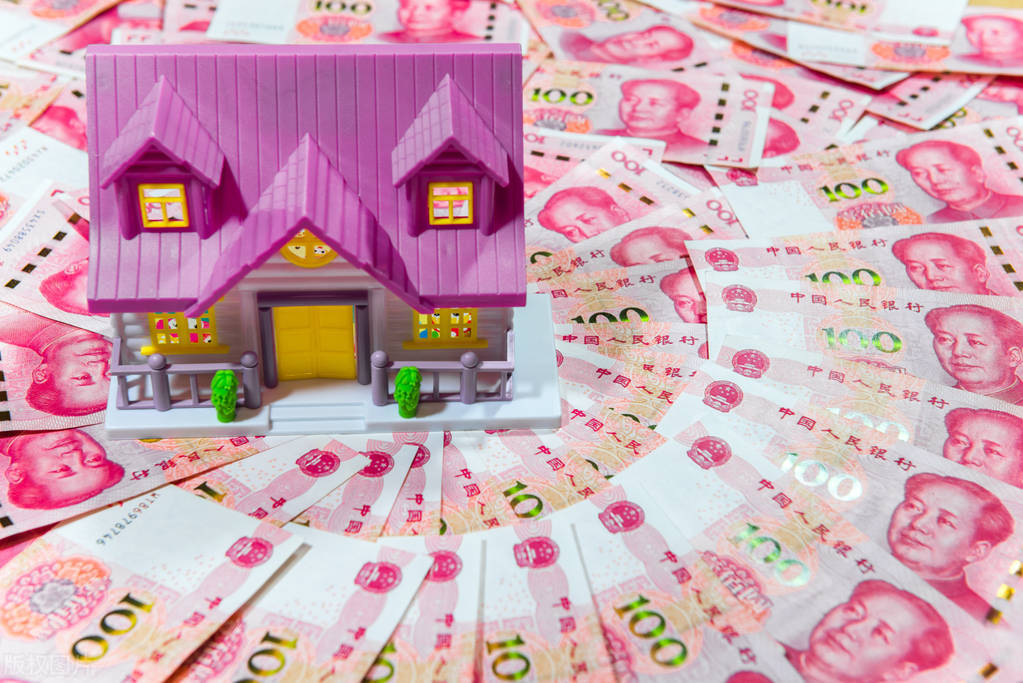 住房贷款等额本息还款，第八年提前还款最划算？普通人怎么选择？