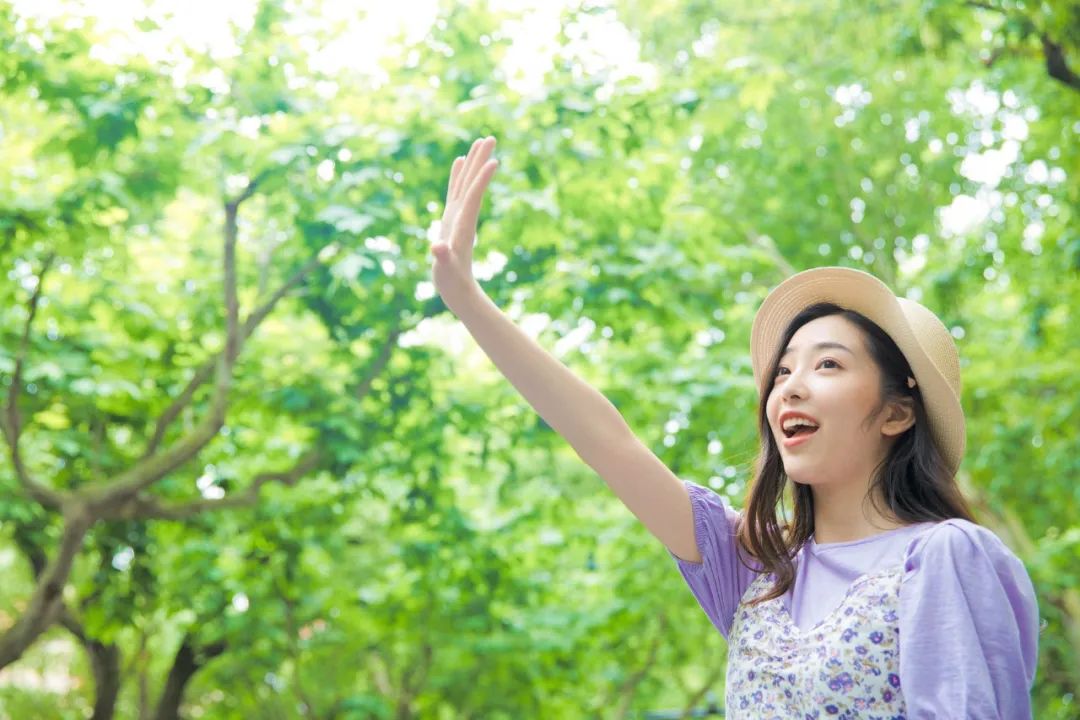 10首最美夏至诗词，凉风送爽，池清荷香，温柔了整个夏天