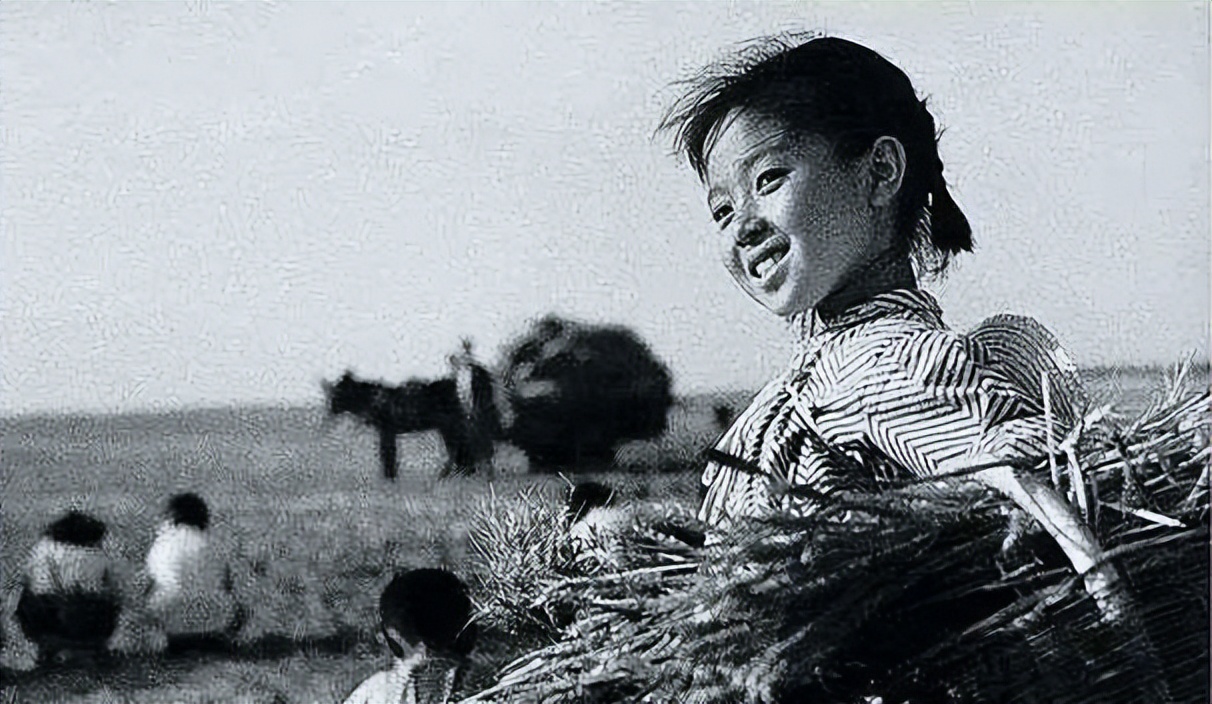 90年，江西高二女生帮助10岁陌生弟弟，27年后弟弟事业有成来报恩