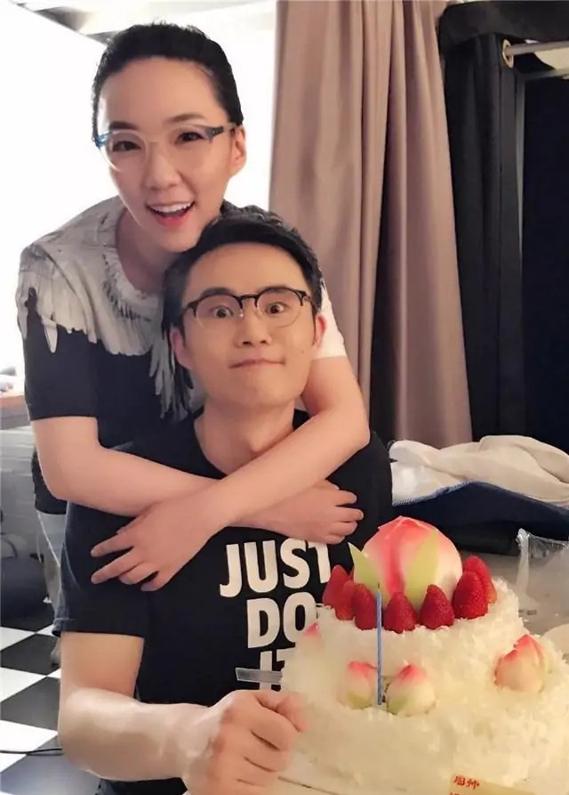 武大教授周玄毅"高级猎艳"史,流氓不可怕,就怕流氓有文化