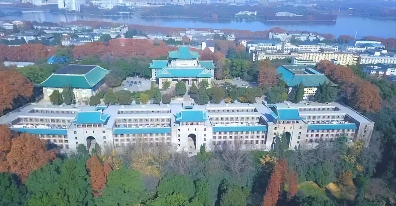 高考季！盘点那些大学的最…