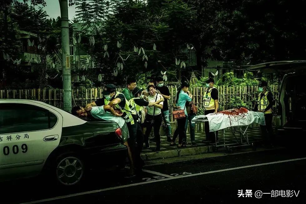 《哭悲》能看了，重口加湿咸，就是有点烂