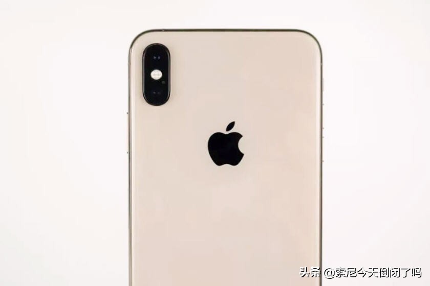 iOS15.6b3是今年最好的系统？iPhoneXSM升级后续航有点无敌，必升