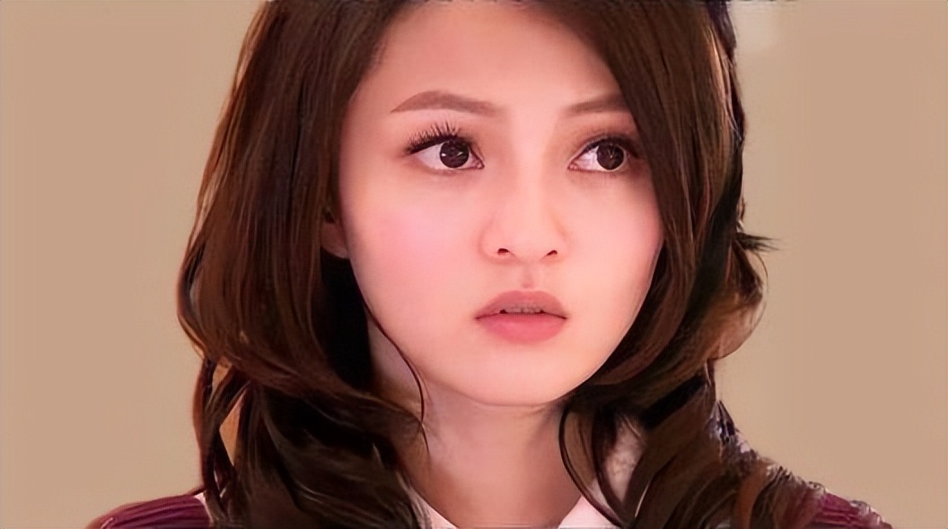 拥有"铜铃大眼"的女星,我只服这8位,杏眼桃腮,美得楚楚动人