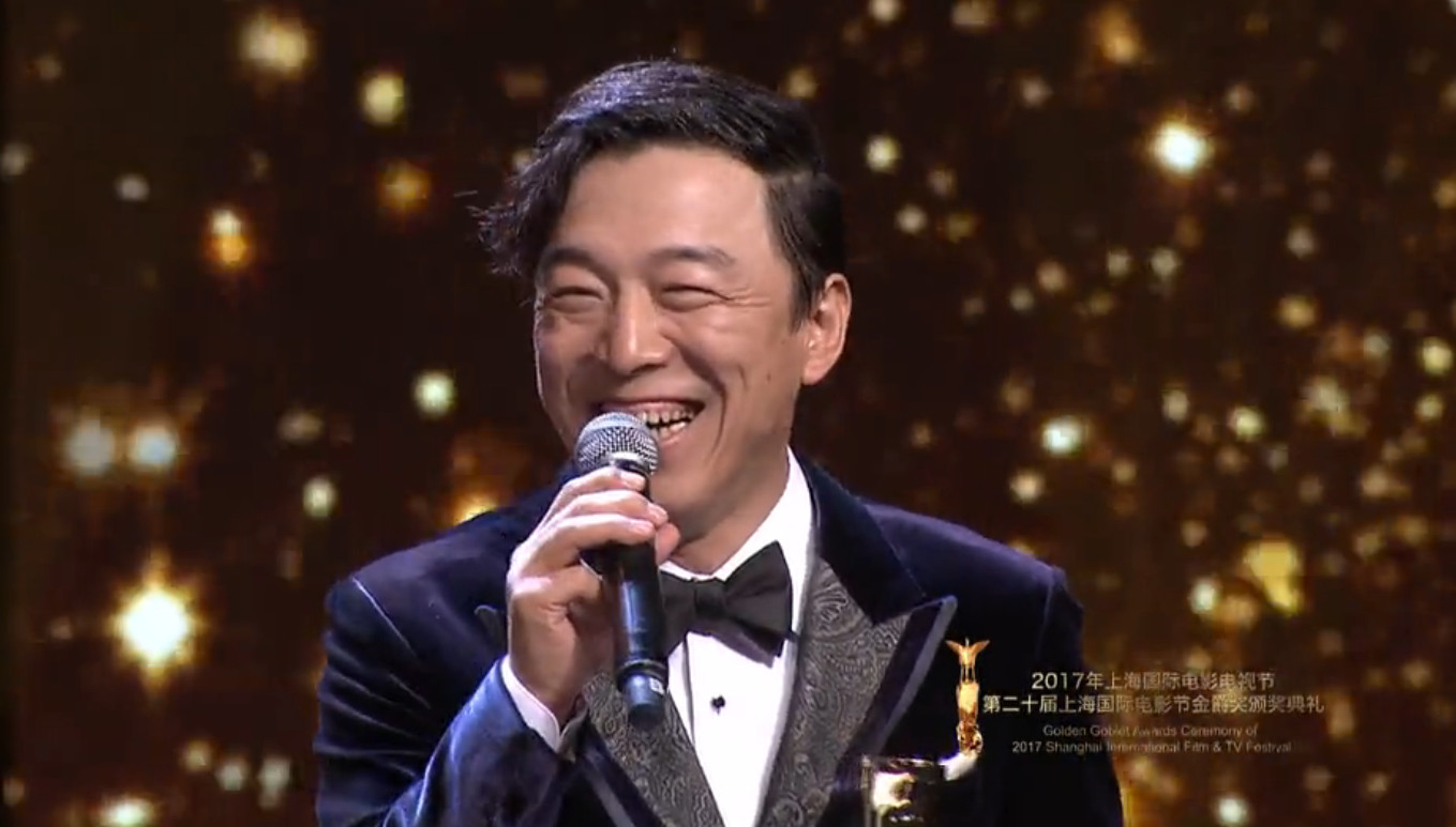 情史干净的6位男星，个个是“妻管严”恩爱多年，牵手就是一辈子