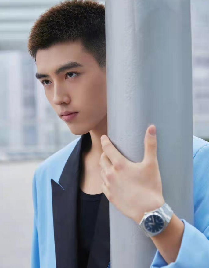 寸头发型图片男(陈红基因被陈凯歌打败) - 赤虎壹号