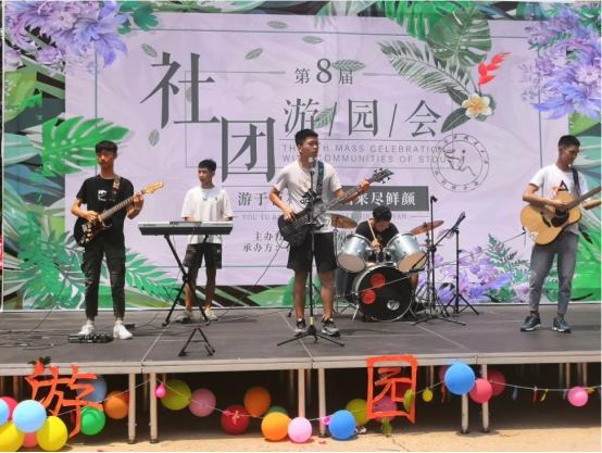 读大学期间，不参加校外活动、学生会、社团，对日后有影响吗？