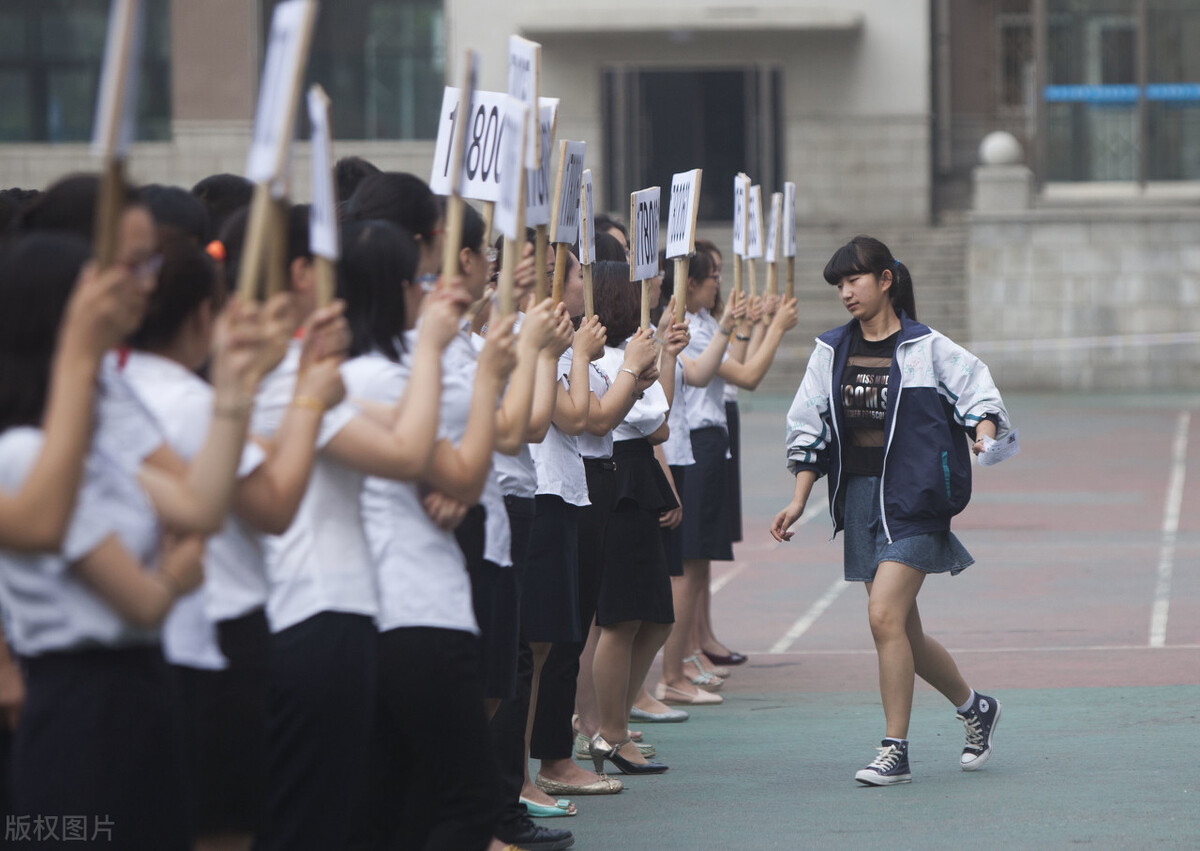看完近十几年中高考试卷，我发现了成为尖子生的3个秘诀
