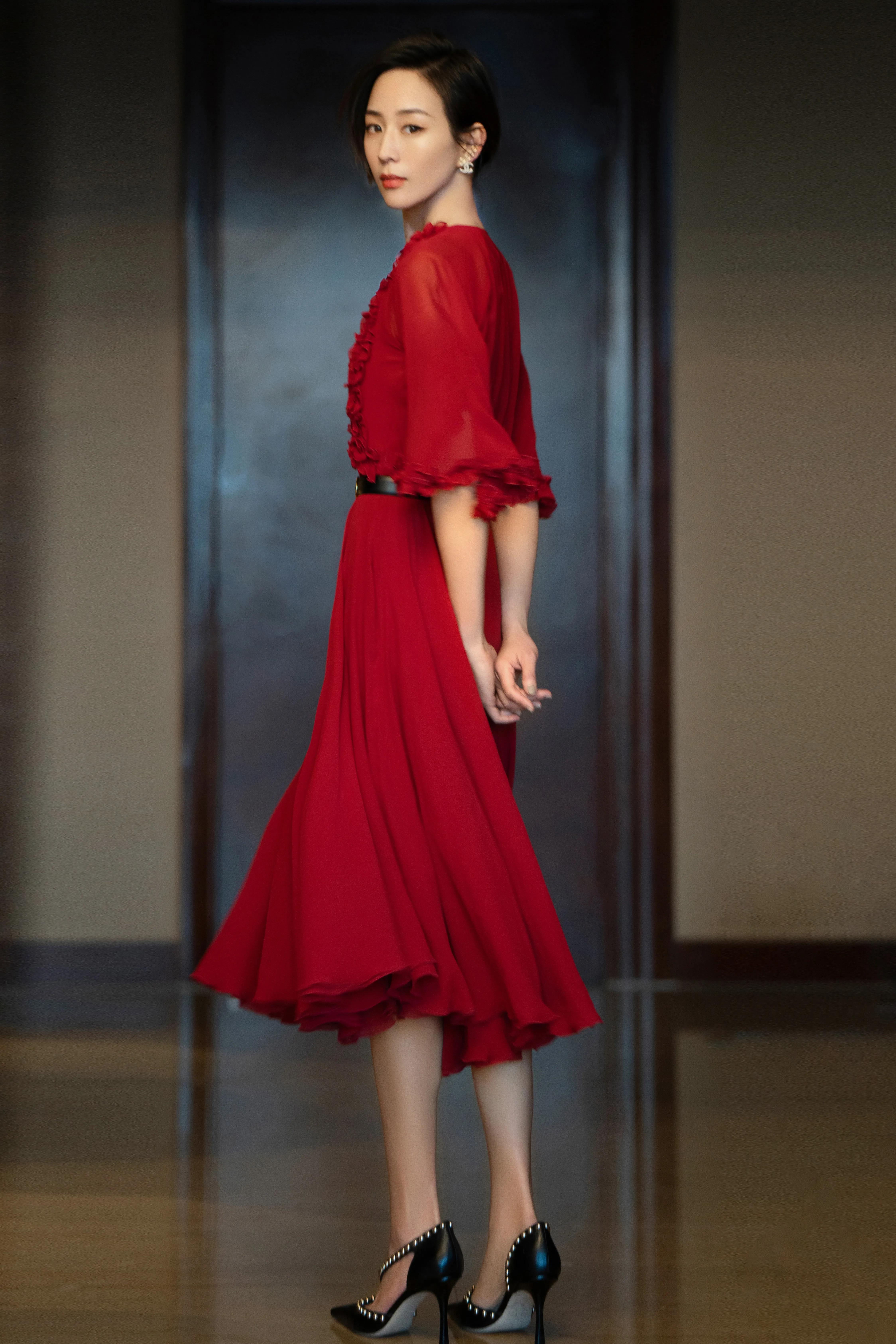 《唐人街探案》张钧甯lvy玫瑰红长裙高清原图