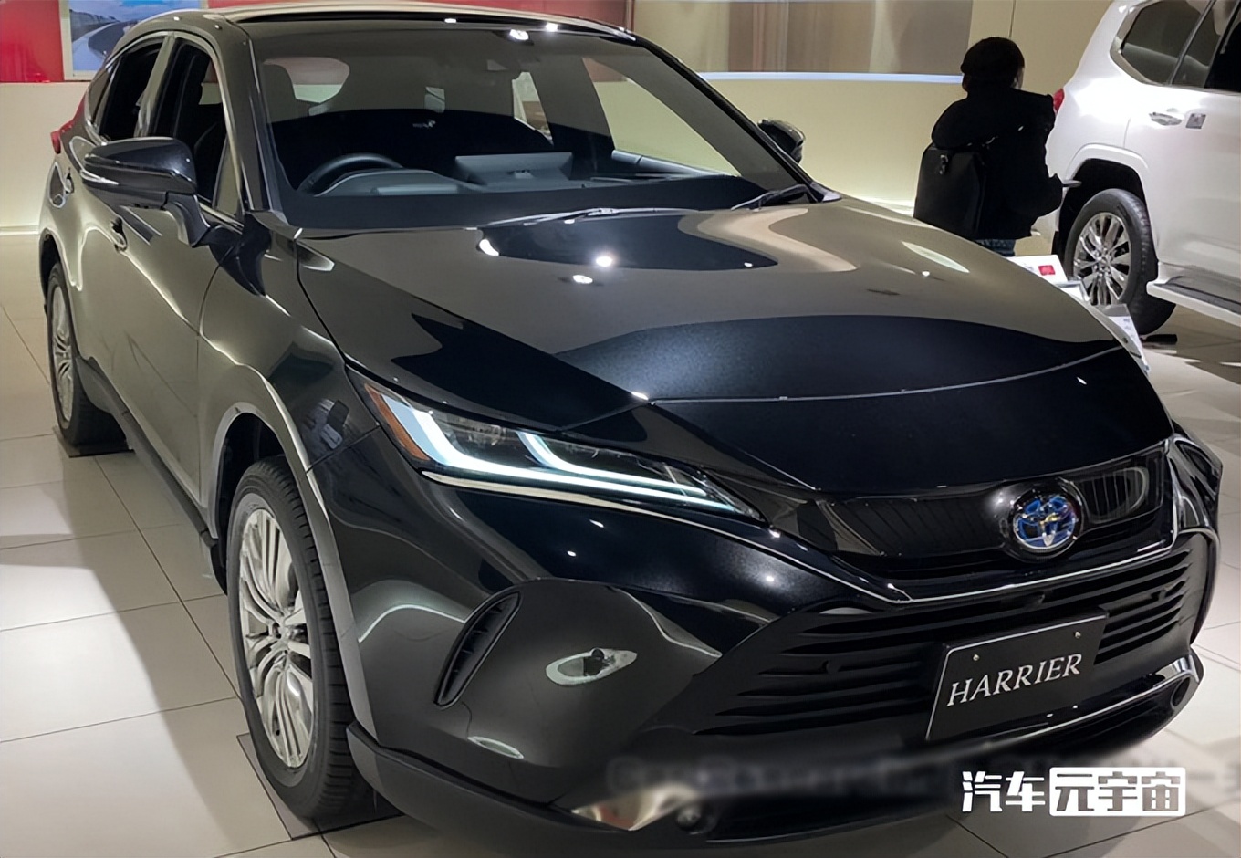 丰田新款凌放10月发布！年底前国产开售，新车型比宝马X1还贵