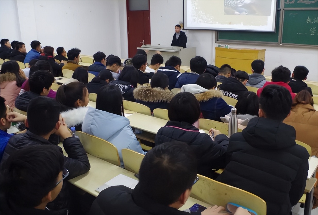 大学生吸烟（复旦教授）