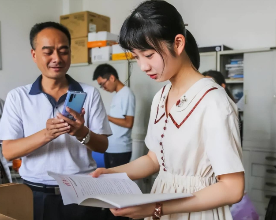沈阳女生圆了清华梦，所选专业是清华王牌，父母的身份更令人羡慕