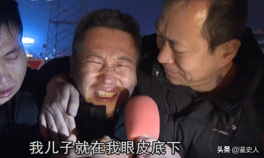 2岁儿子被拐失踪10年，父亲直播寻子，没想到孩子就在附近