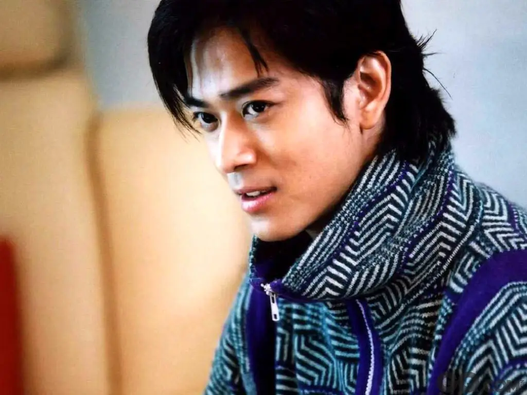 拥有“铜铃大眼”的10位男星，个个都是金刚眼，像开了大眼特效