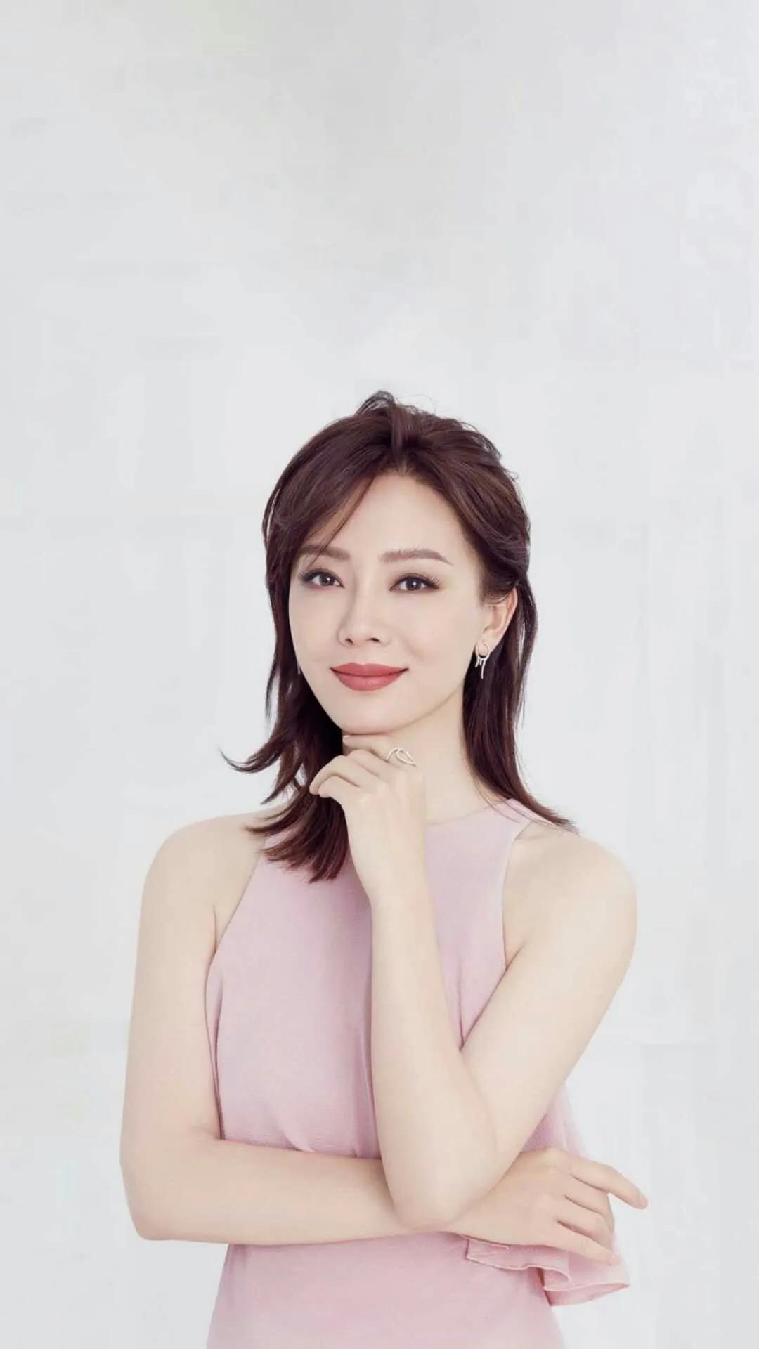 中国女性衣饰化妆美韵之探讨