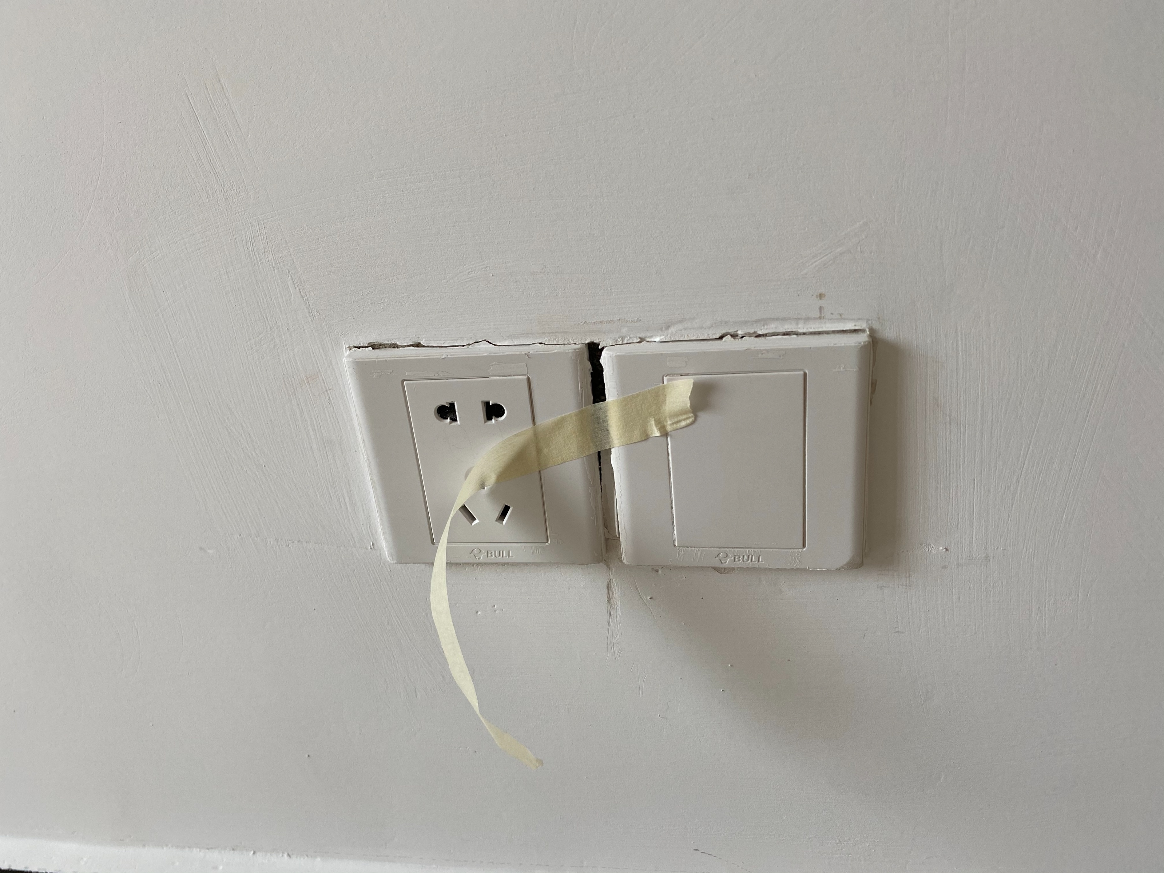 装修无论全包还是半包，6种辅材建议自己去买，不为省钱只为好用