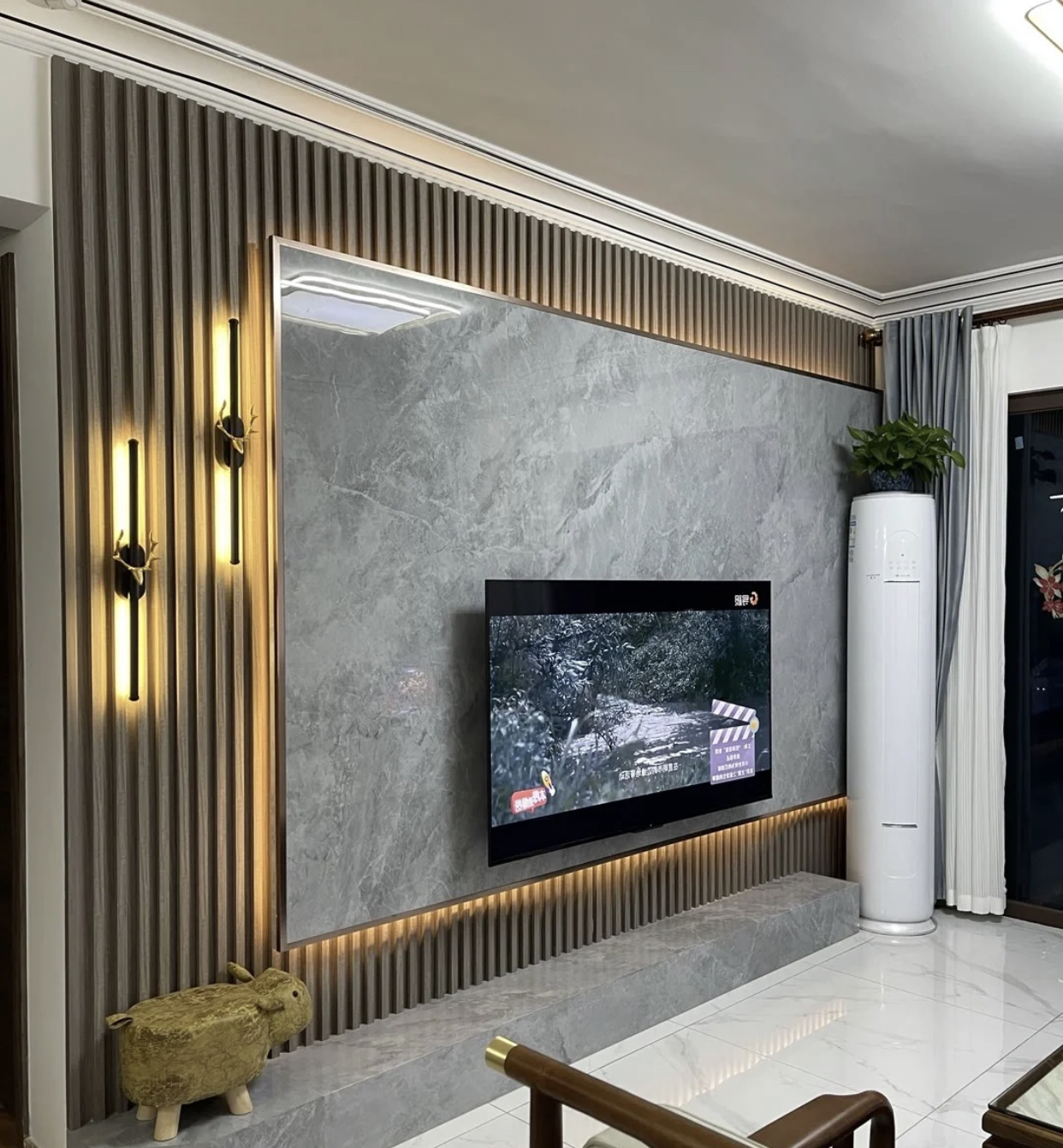 关于岩板 木格栅电视墙