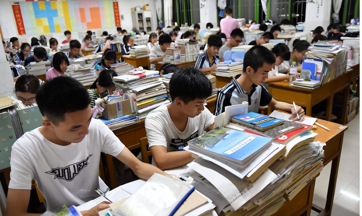 高中数学成绩不理想，报考志愿时避开三个专业，未来发展会有影响