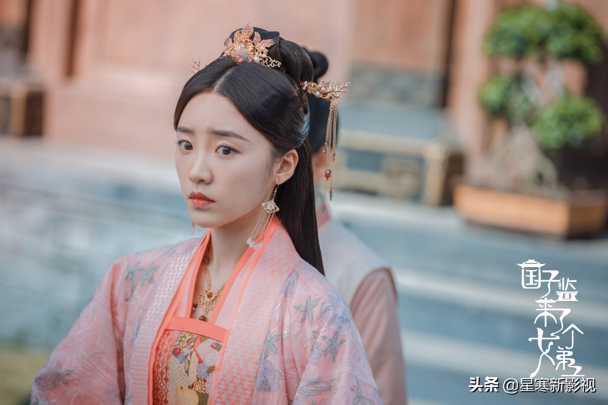 星汉灿烂：本是为赵露思而来，没想到却被这个“飒爽虎妞”圈粉了