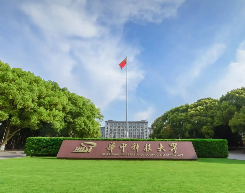 华中大拍摄宣传片，竟与武汉大学校草“撞脸”？本校男生酸成柠檬