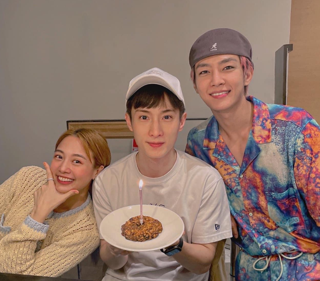 当年明明是顶流，怎么糊成这样了？