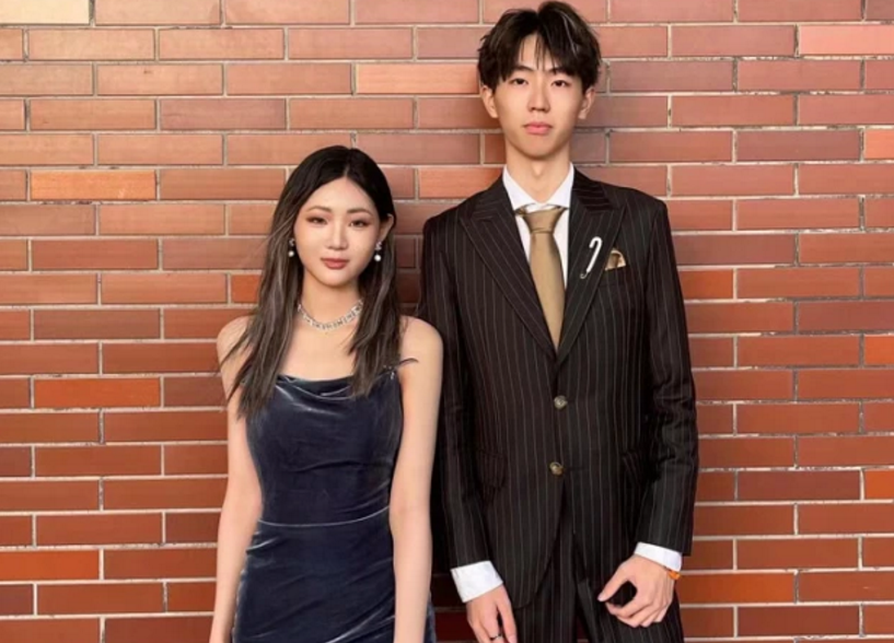 北京学校这场“成人礼”火了，堪称现实版继承者们，别人的18岁