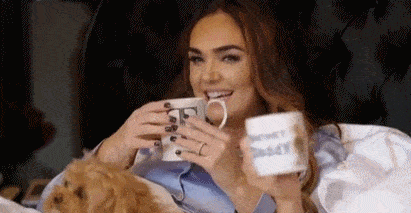 甩掉家暴老公，她带着十几亿身家嫁平民了