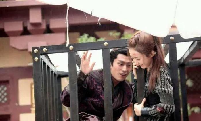 太丢人了！女明星的体重，不应该是这些男星“体虚孱弱”的遮羞布