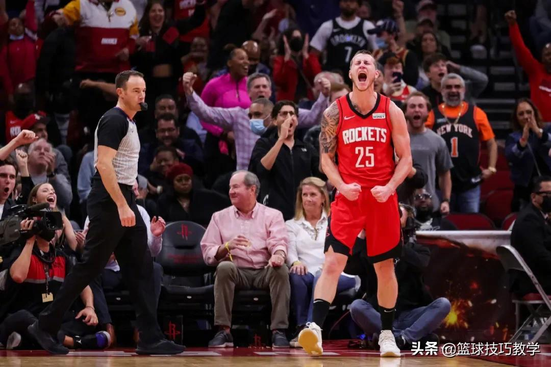 nba公牛现在还有哪些队员(公牛7人缺阵！武切维奇刚复出不久又有多名队友因健康协议缺席)