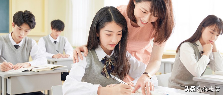 想摆脱数学的考生看过来，这些专业不用再学高数！（附就业方向）