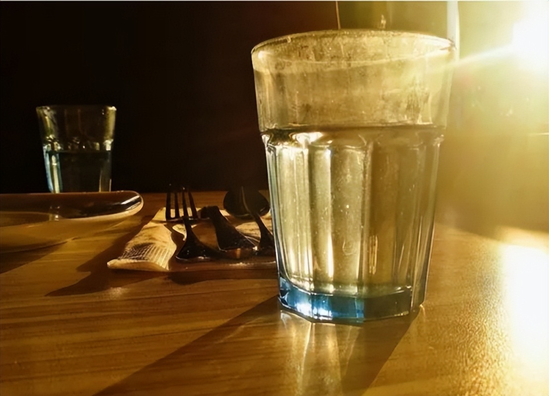 長期喝燒開的自來水，不碰礦泉水和純淨水，身體最終會怎樣？