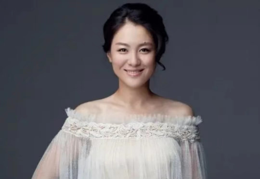 红极一时却突然“消失”的15位明星：林芳兵险毁容，利智为爱息影