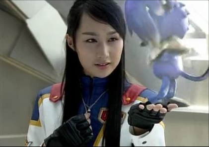 雷佳音老婆翟煦飞：老公粉丝千万合作美女无数，她为何从不秀恩爱