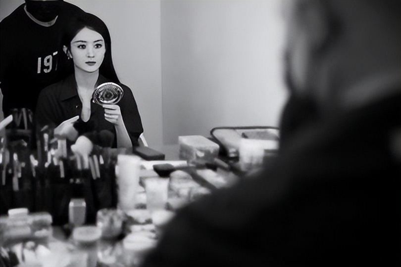 赵丽颖最美黑白花絮照