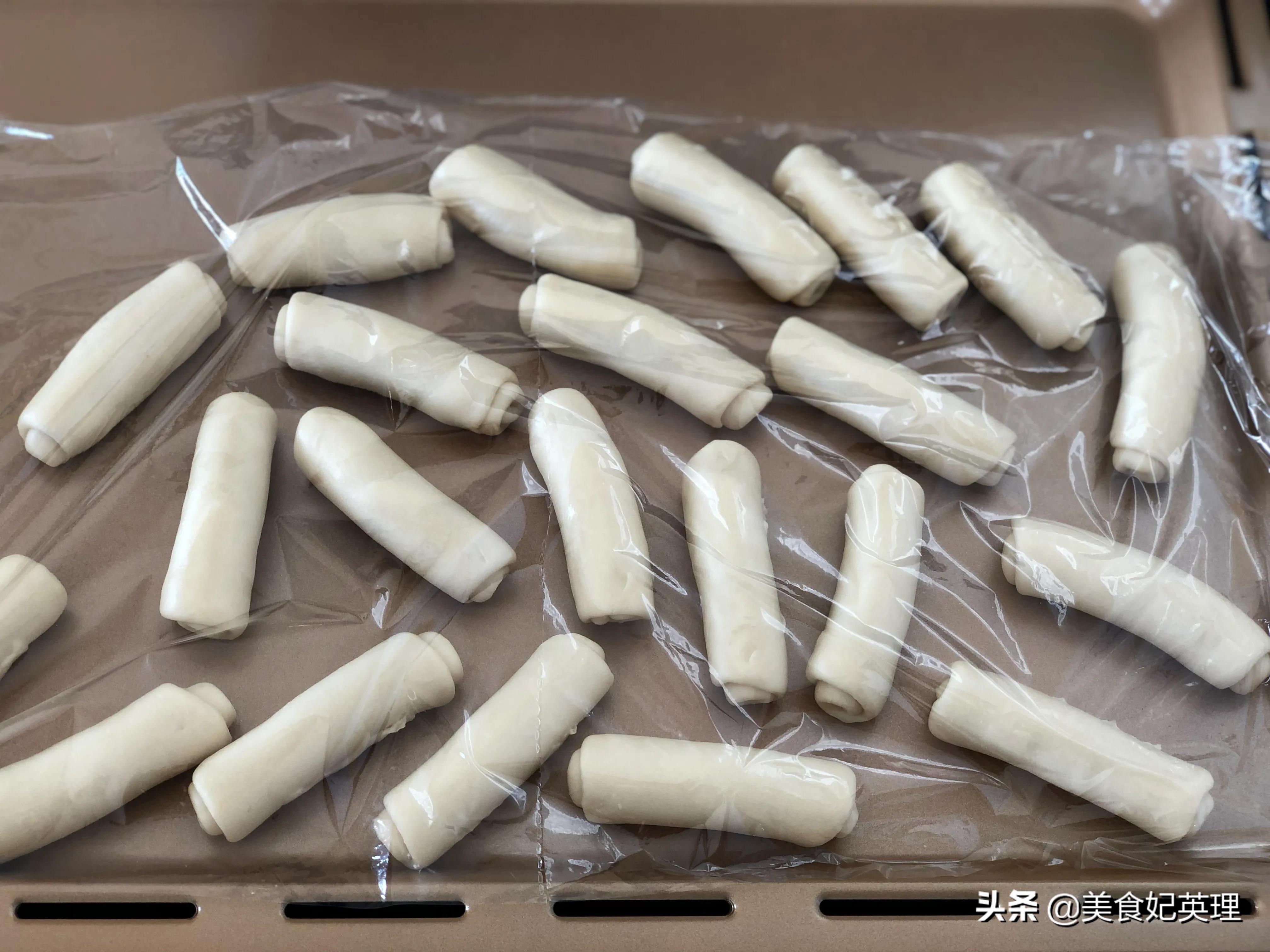这面包仅一次发酵，无需黄油也能又香又软！配方送你新手一次成功