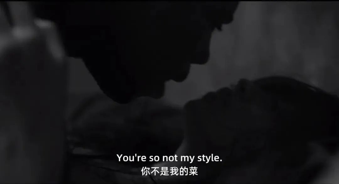 她刚出道，就刷新了华人女星尺度