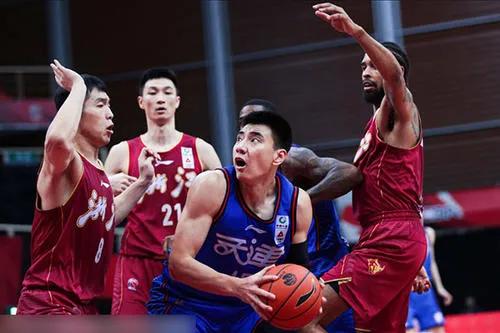 为什么cba没人关注(为什么感觉NBA，在中国的关注度下降了，都关注咱们国家的CBA了)